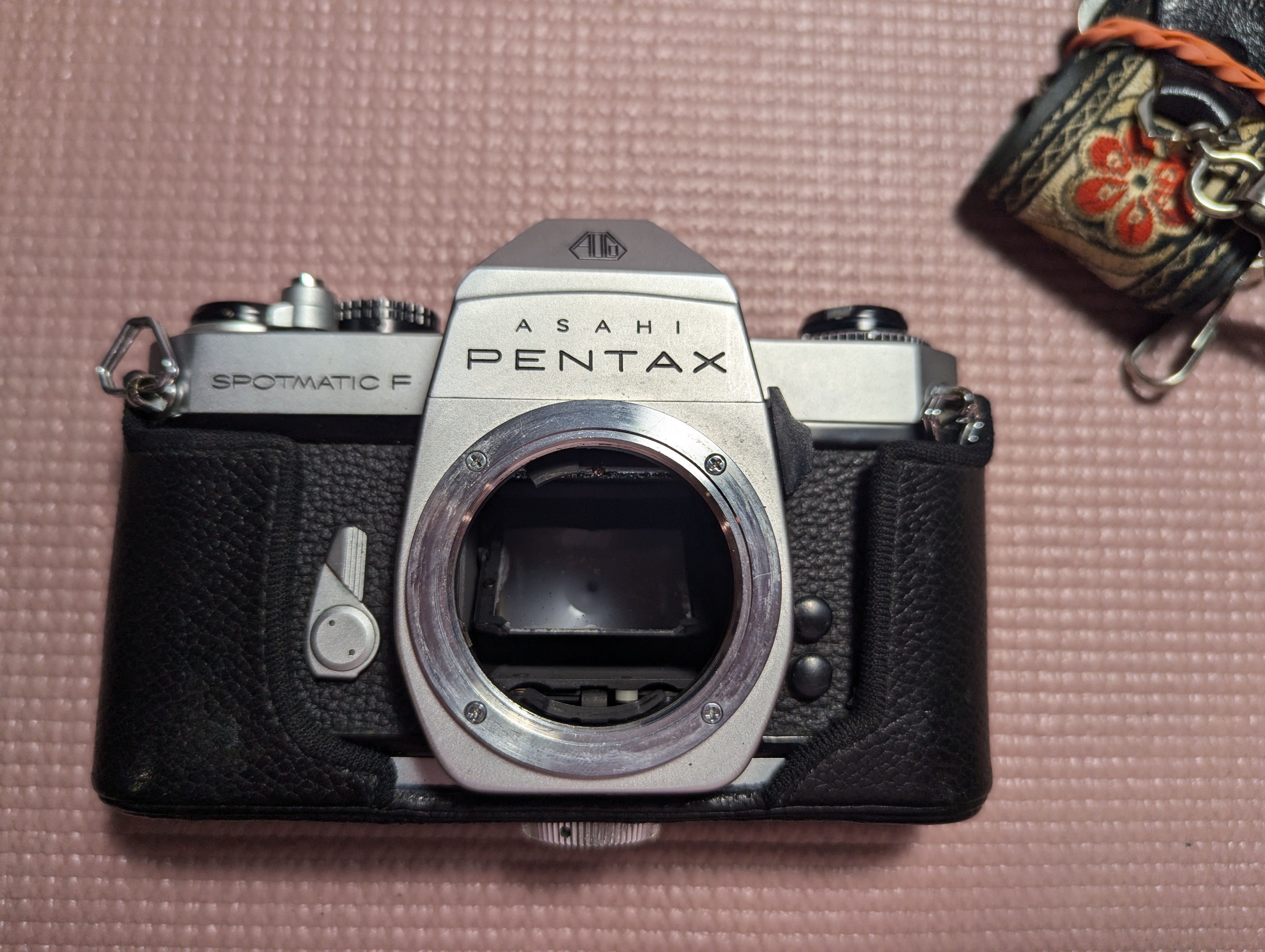 Asahi PENTAX Camera Spotmatic F #4612677 - comes with three lens -  1973